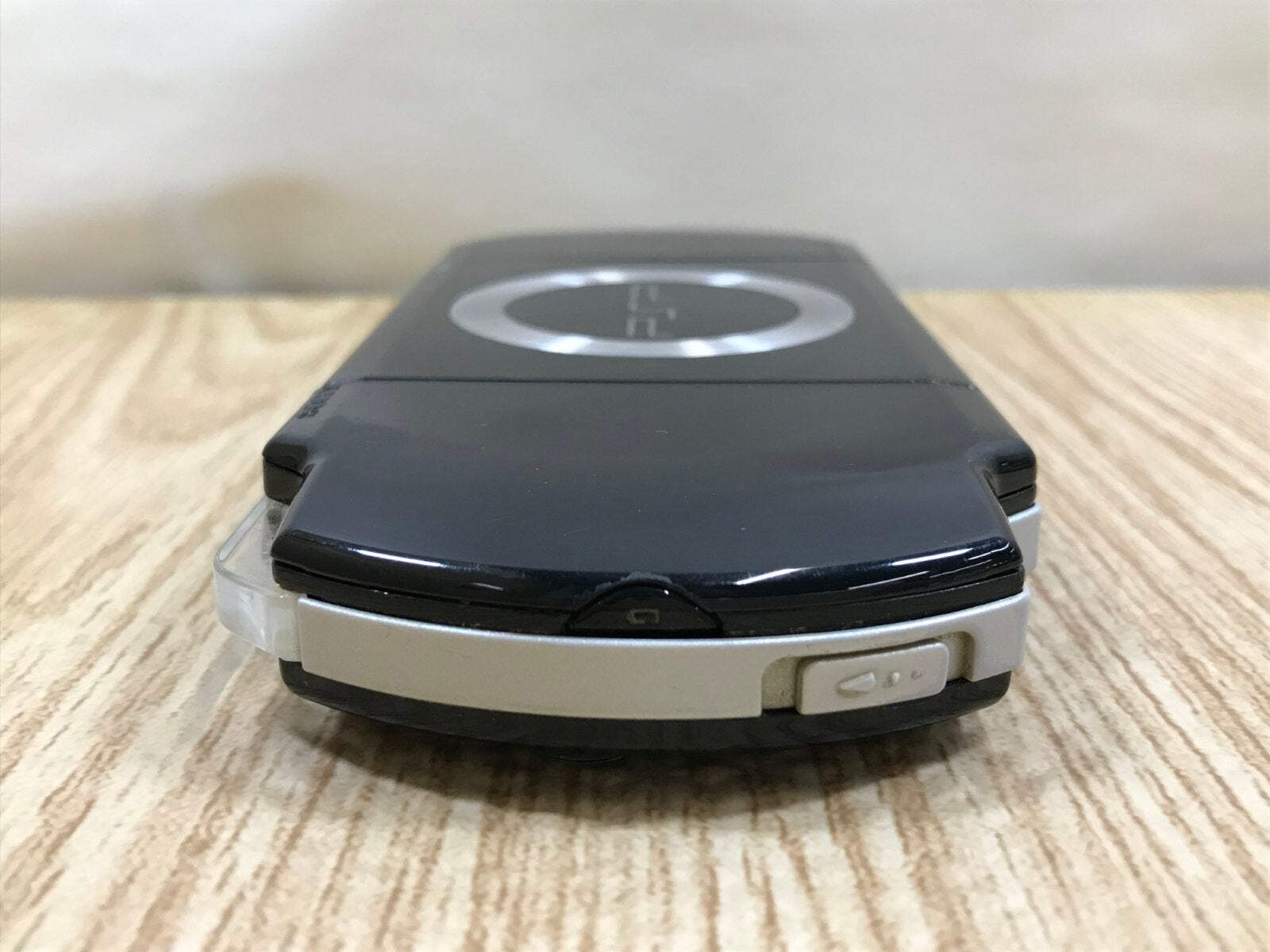 PSP-2000 PIANO BLACK Console Japan – With Defects GE1623