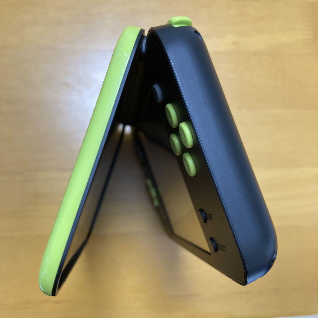 New Nintendo 2DS XL LL Black Lime Console Stylus Working Tested Japanese ver