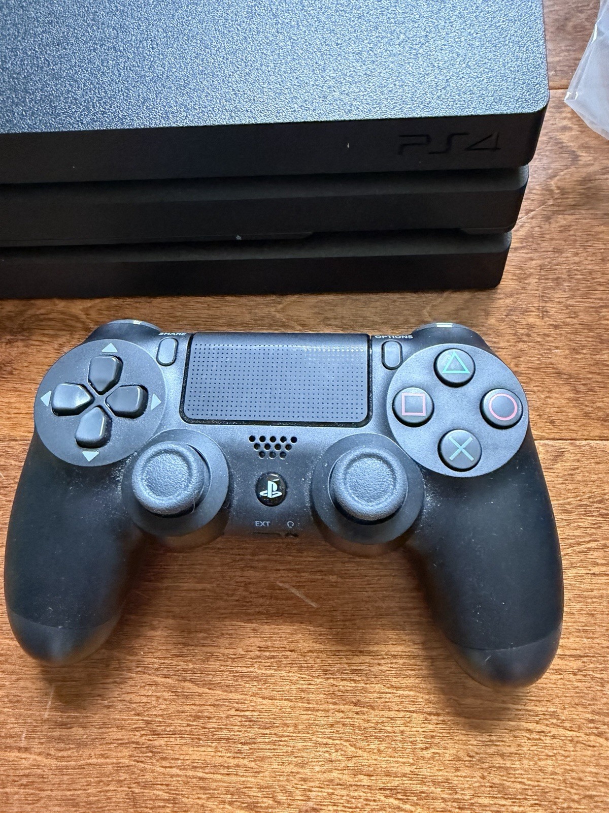 Sony PlayStation 4 PS4 Pro (Sony PlayStation 4, 2019)