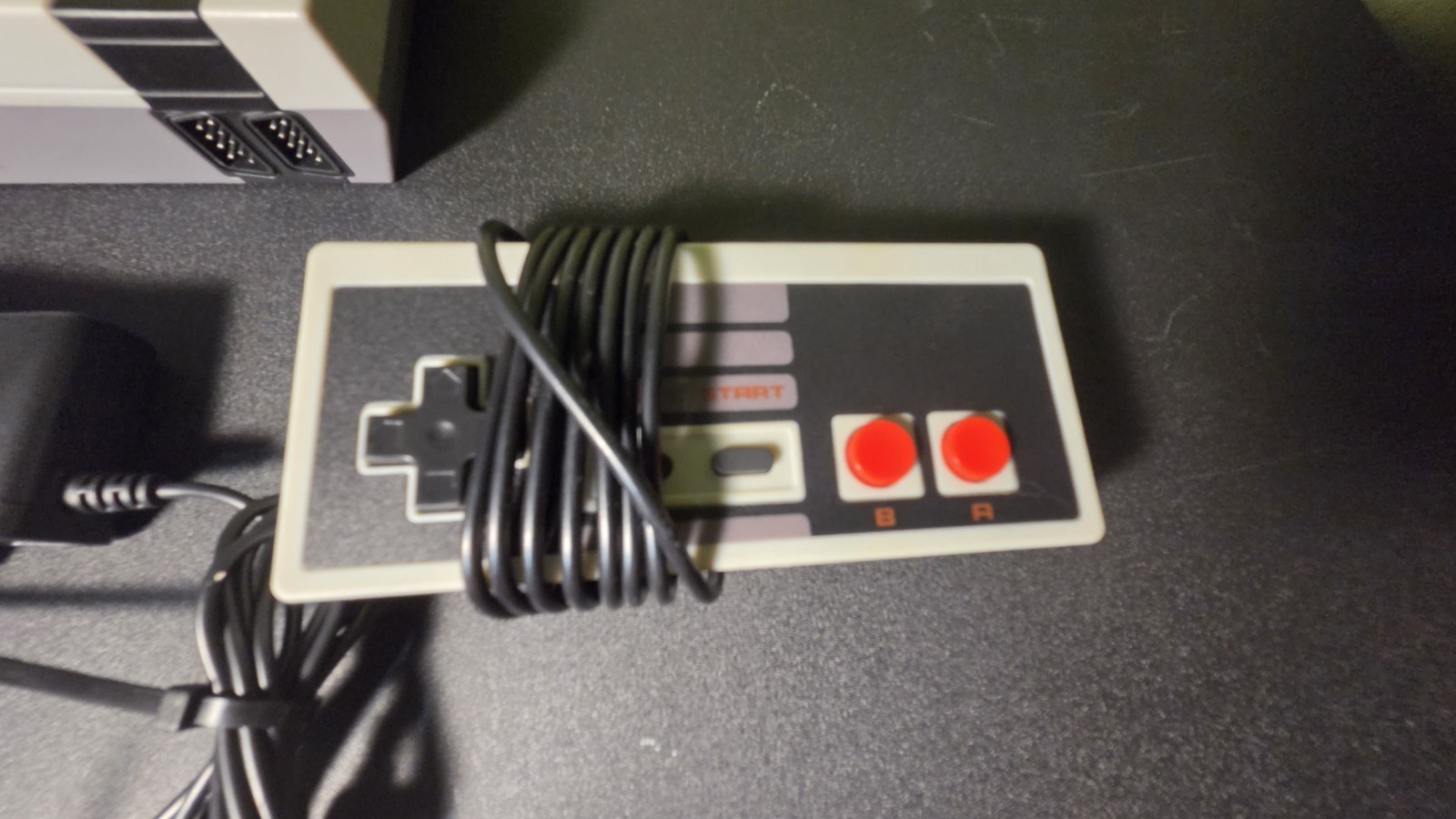 Entertainment System Home Console 2 Controllers AV Cables Composite RCA