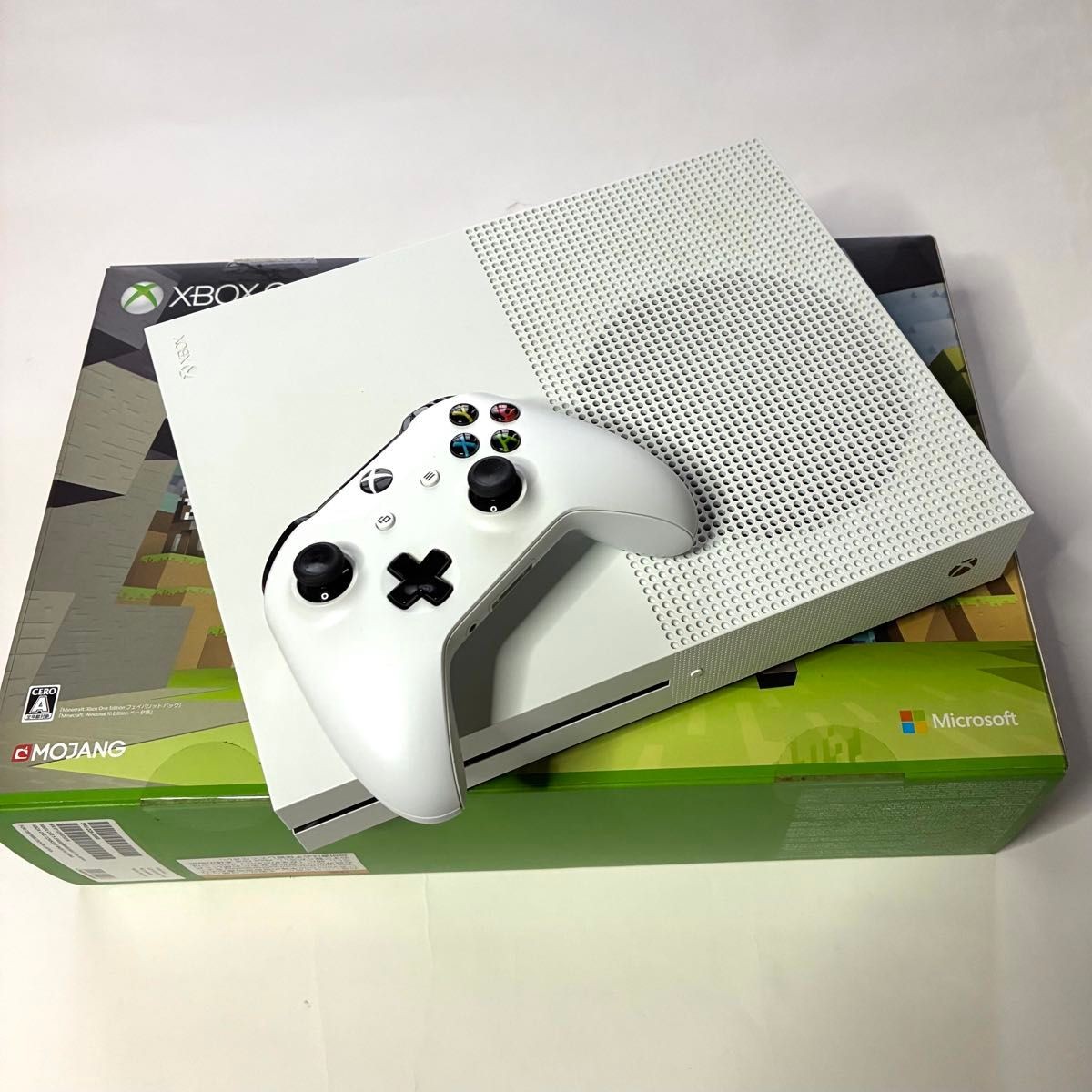 Xbox One S 500GB Minecraft Bundle – Used Good Condition – Ultra HD – Japan Model