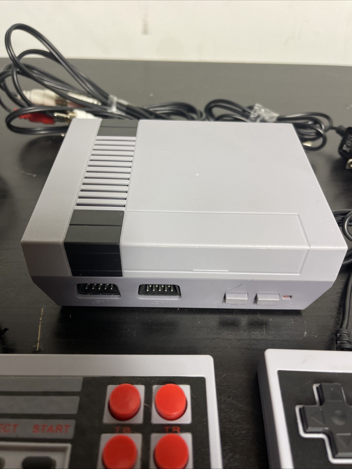 NES Mini Classic Edition Console & Controller Bundle Games Include 620 In 1
