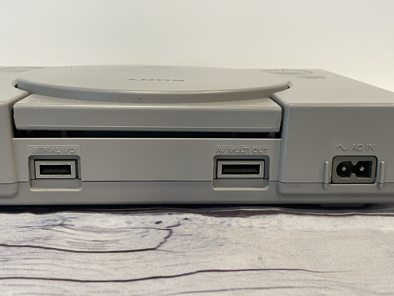 Sony PlayStation 1 PS1 Original Console System SCPH-5501 w/ Controller READ