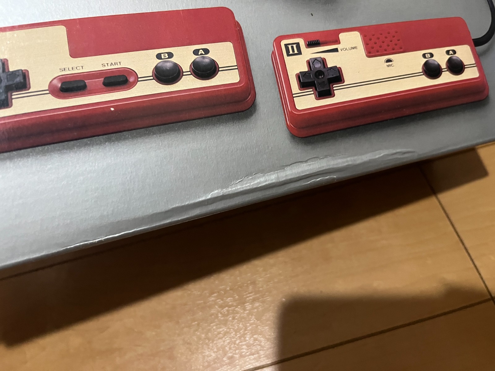 Nintendo Famicom Console with BOX and Manual, 10 Games 0614