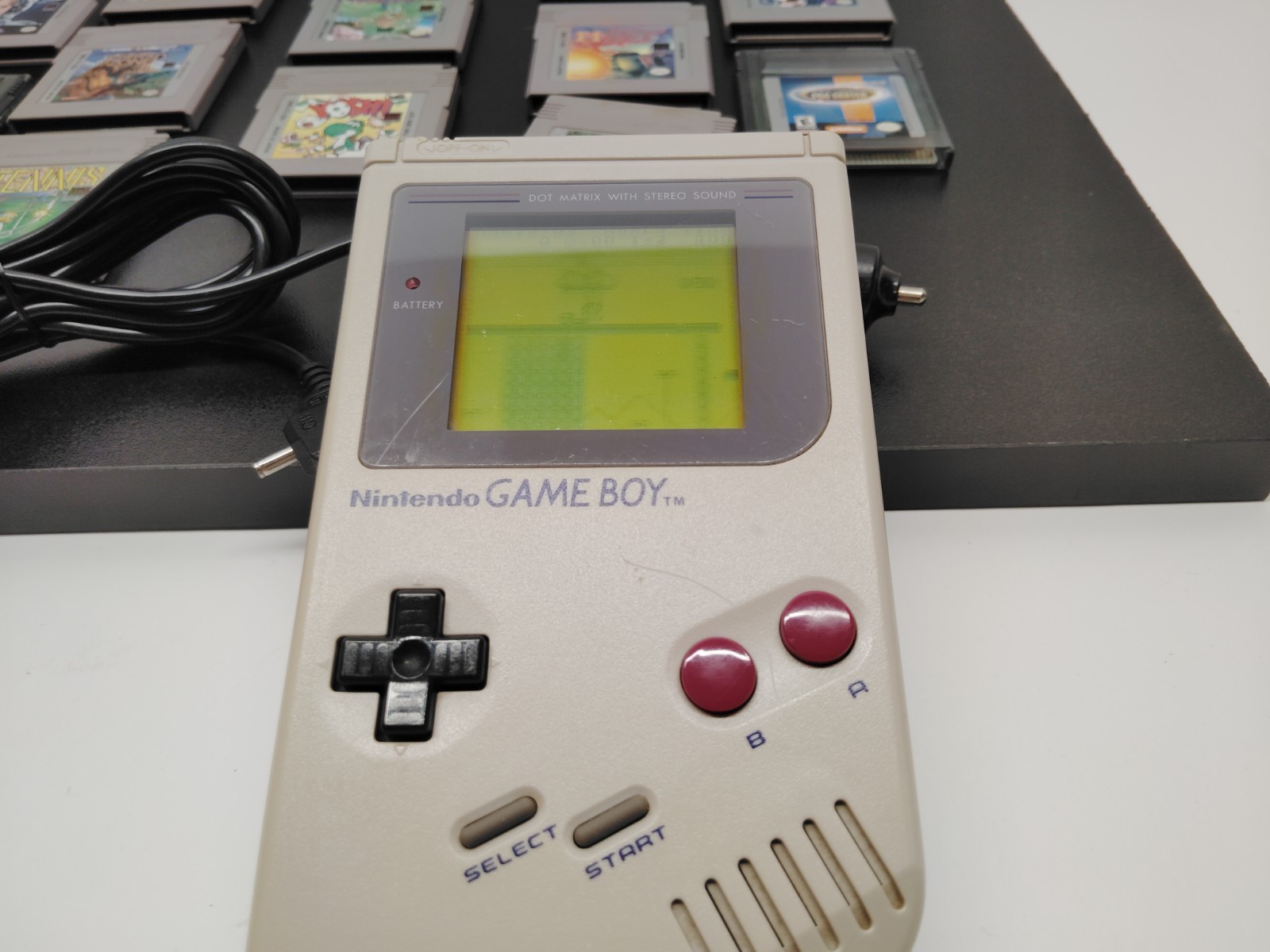 Nintendo GameBoy 1989 DMG-01 Original + 14 Games – Car Power – (2 Color Games)