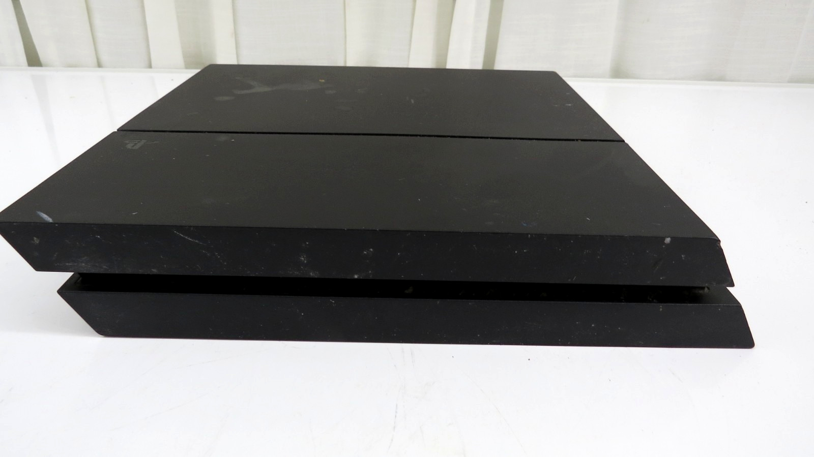 Playstation 4 PS4 CUH-1215A 500GB Black Game Console W/Controller