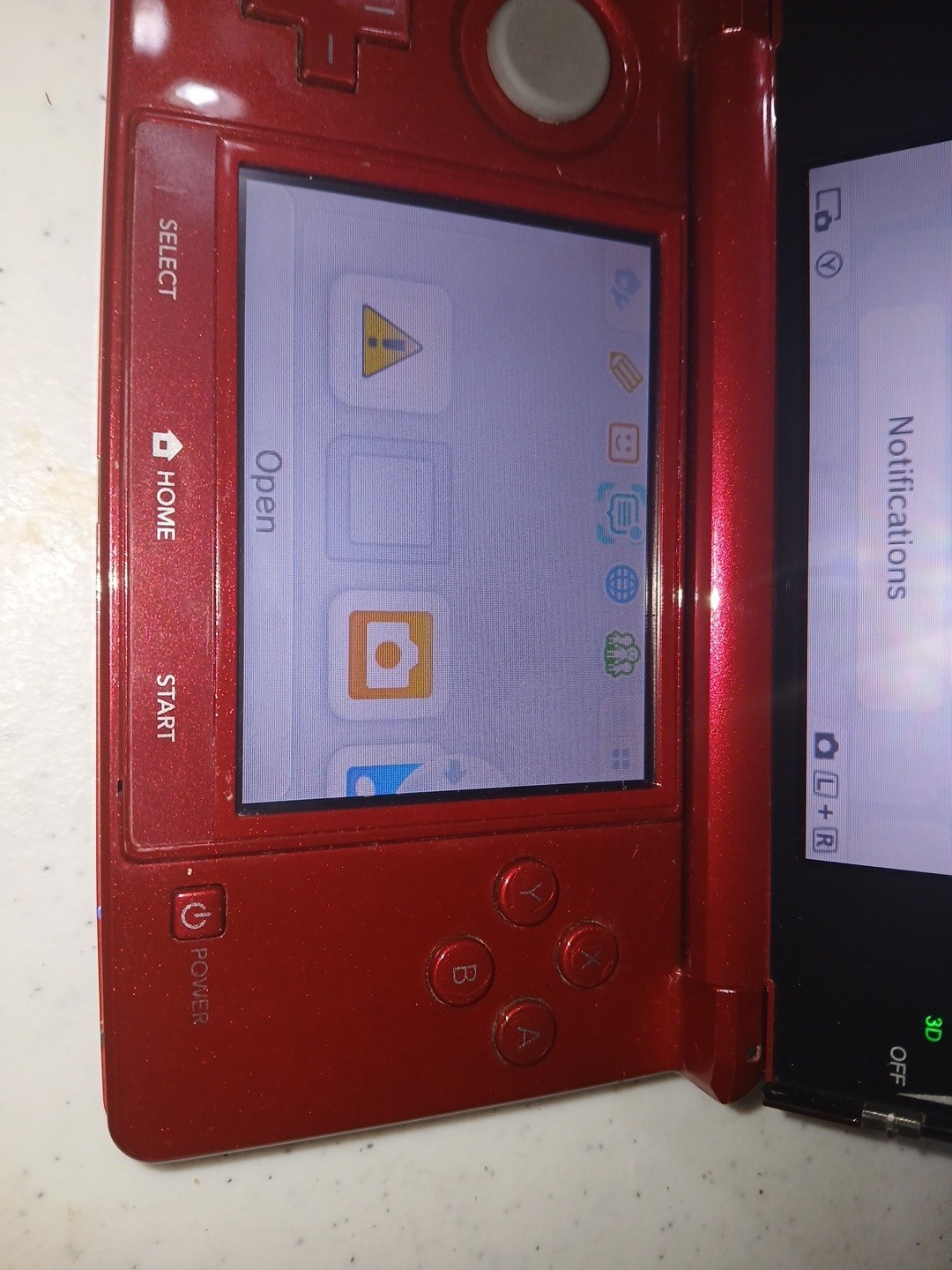 Nintendo 3DS CTR-001 Red 3D Handheld System w/ New Super Mario NTSC-U/C & 2…