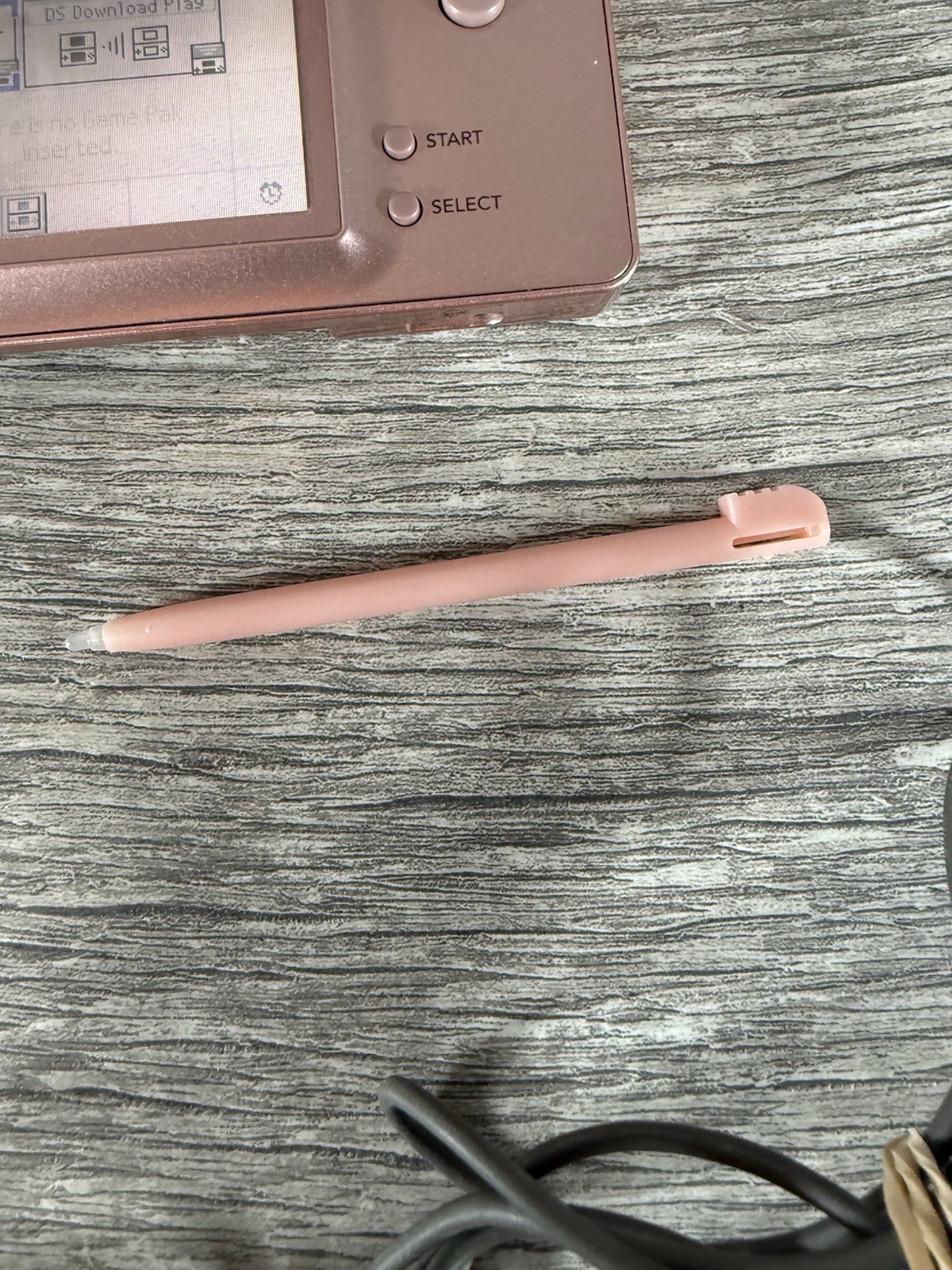 Nintendo DS Lite Metallic Rose W/ Game & Charger