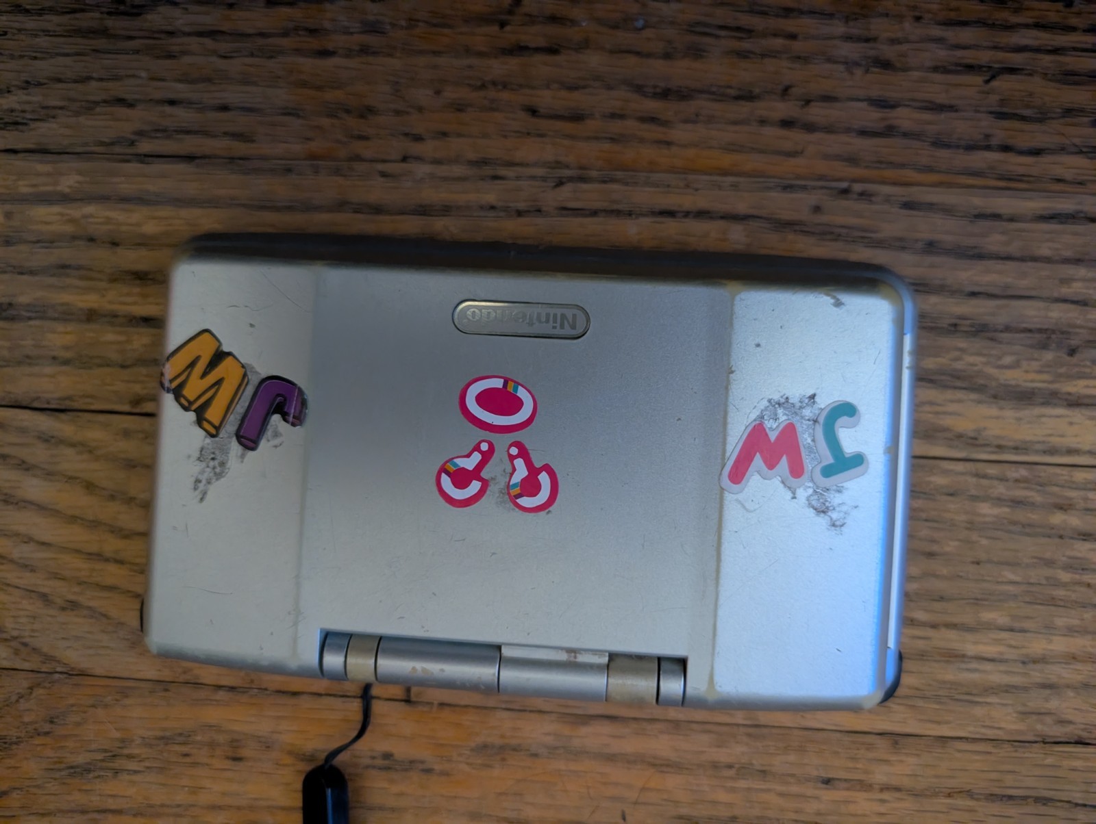 Nintendo DS Original Console NTR-001 with Charger Titanium Silver – Won’t Read G