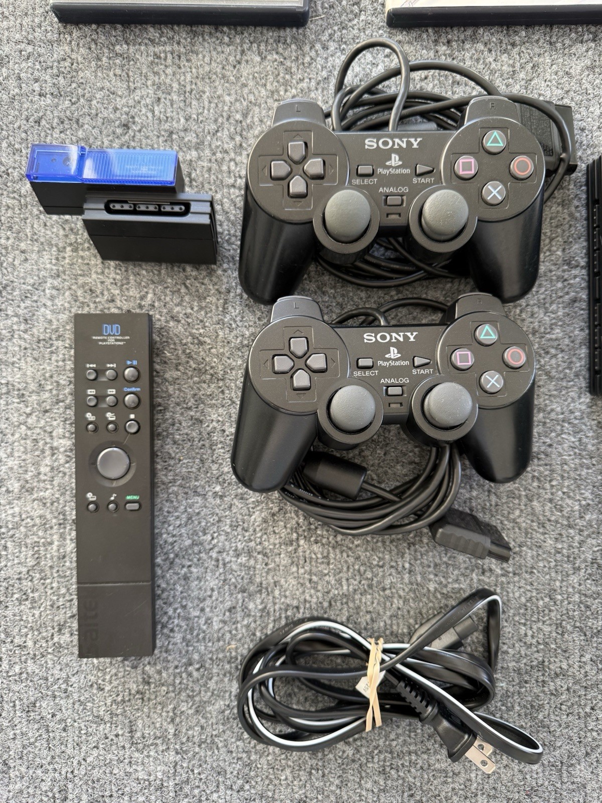 Sony PlayStation 2 PS2 Fat SCPH-30001 Bundle 2 Controllers Multitap EyeToy