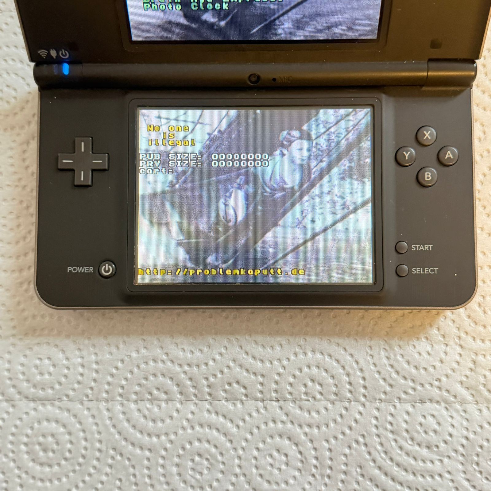 Nintendo DSi XL Bronze Handheld Console UTL-001 Tested-Only Console