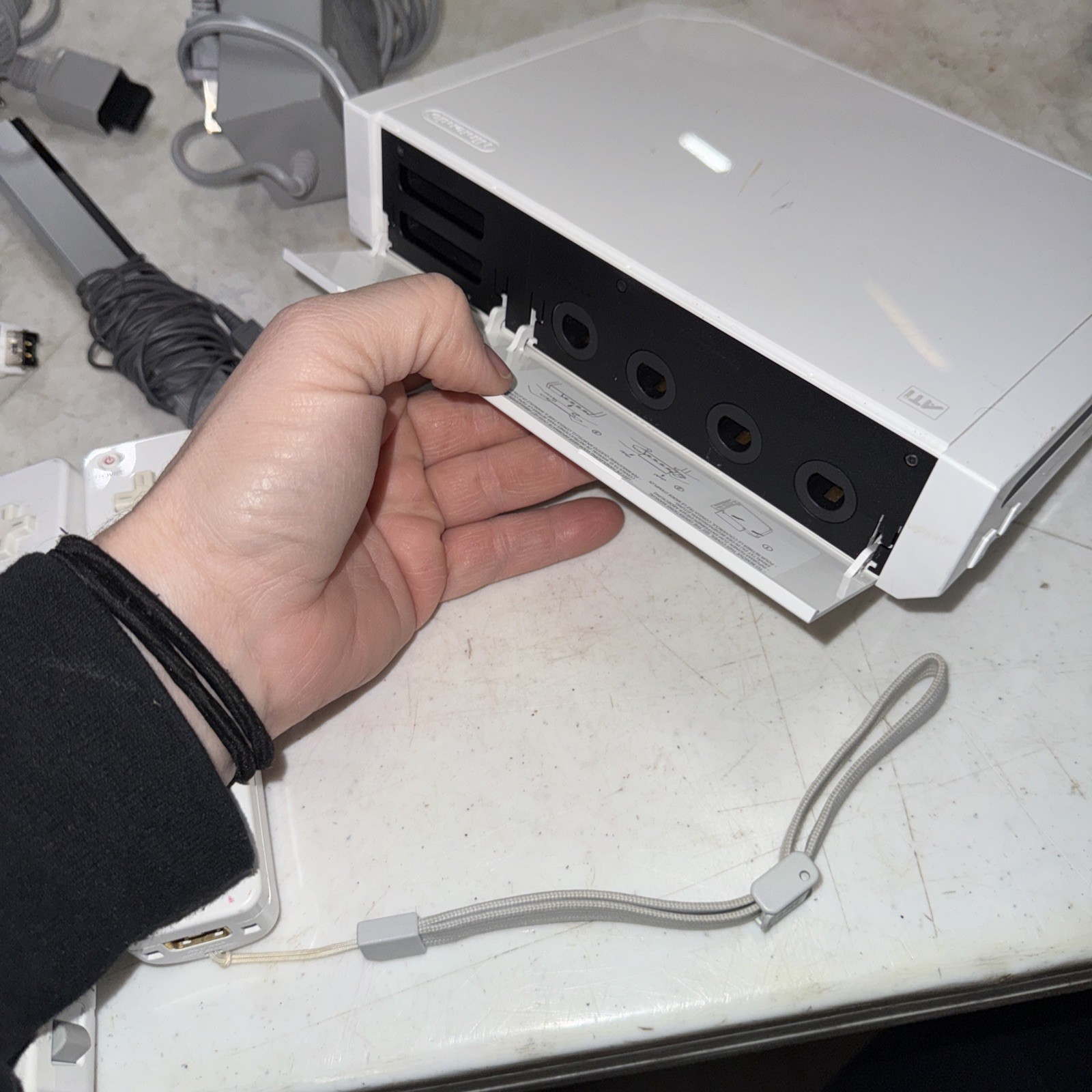 Nintendo Wii RVL-001 White Console Bundle – Tested and Working