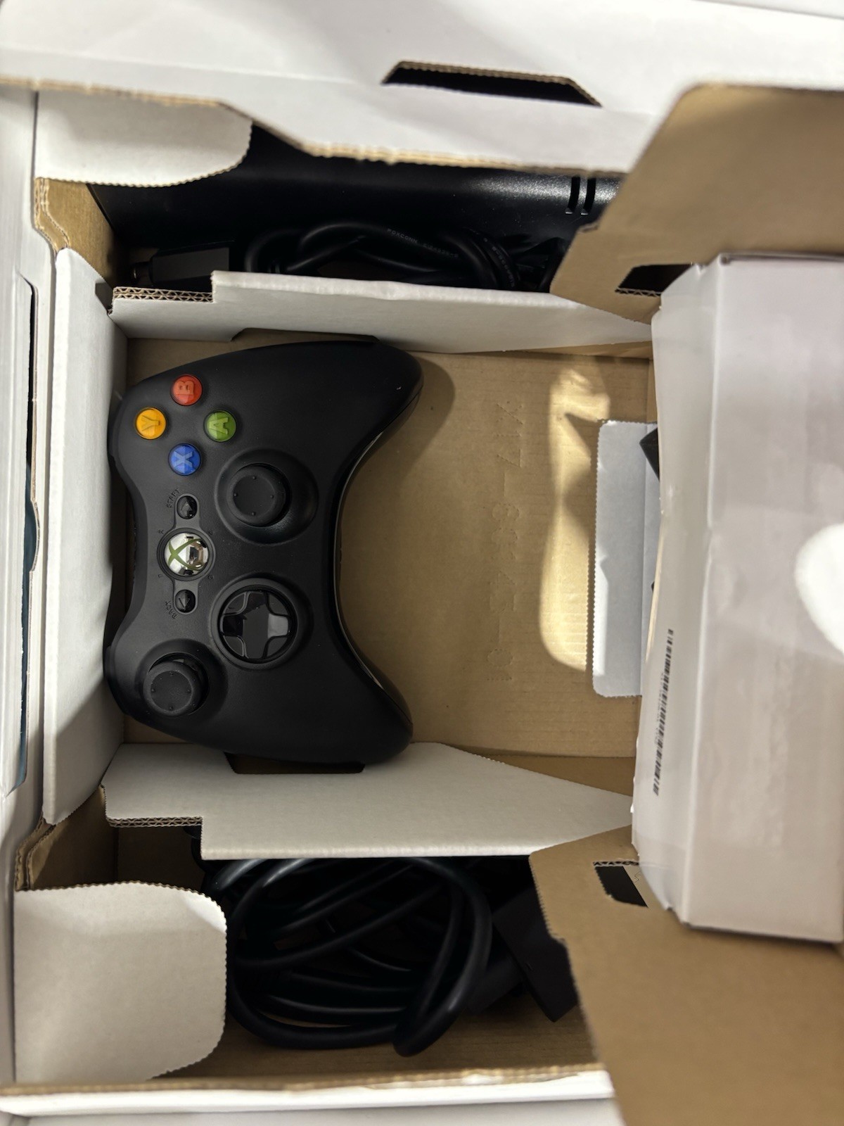 Microsoft Xbox 360 S Gaming Console and Kinect – Black 4GB Model