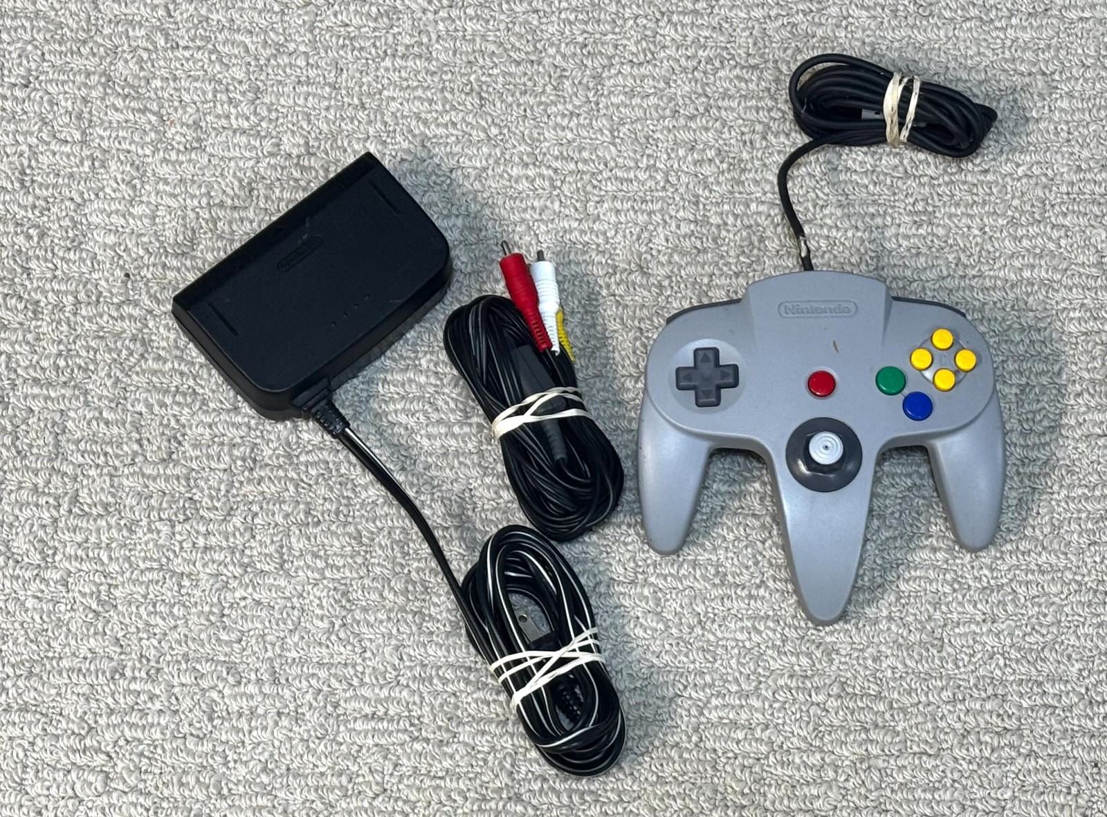 Nintendo 64 N64 Console Bundle Tested w/ OEM Controller + Hookups & Mario Kart