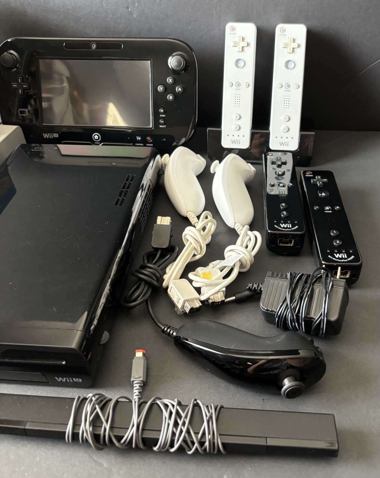 Tested Nintendo Wii U 32GB Console, 5 Games, Controllers, All Cords, HDMI Cord