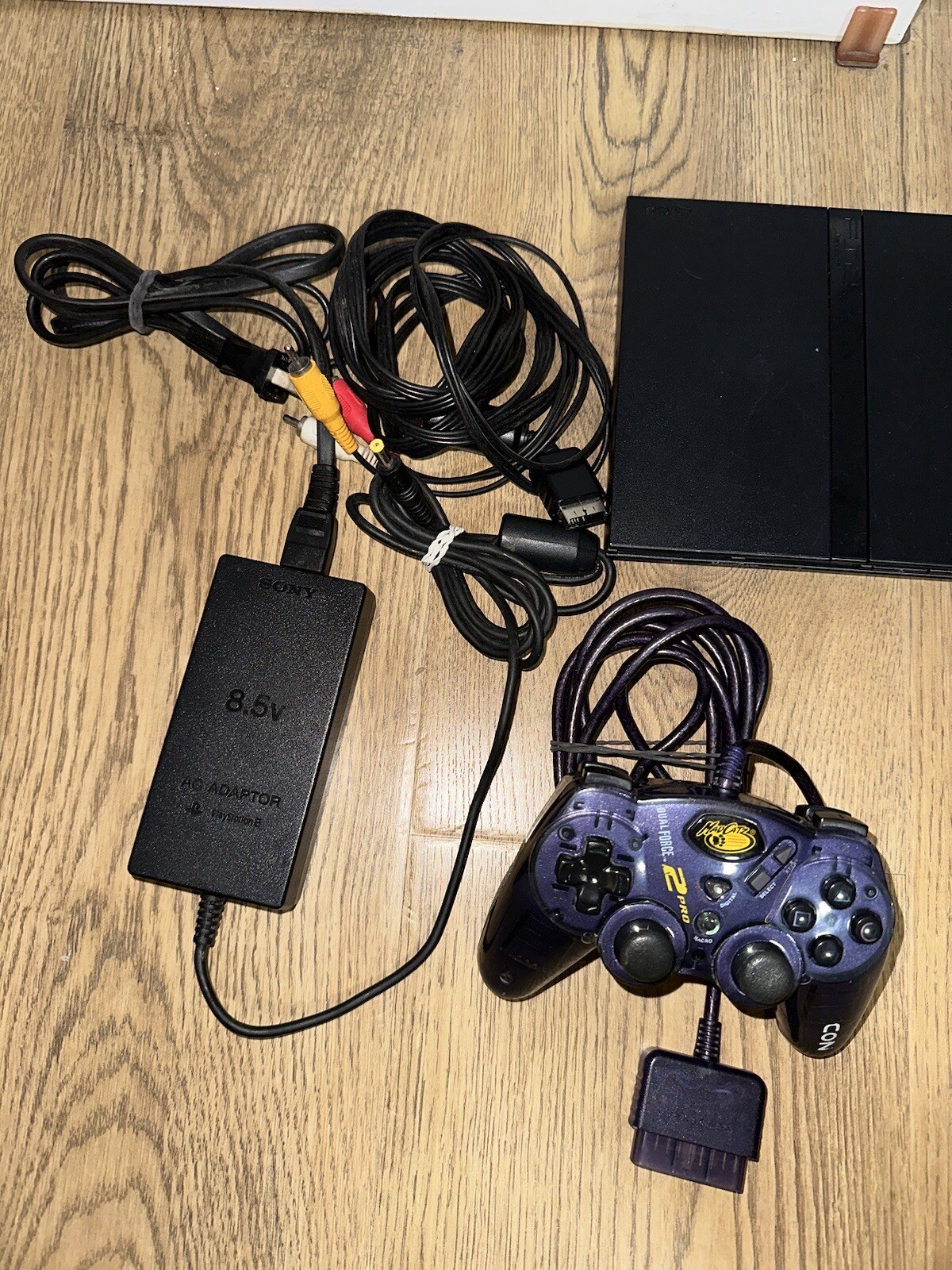 Sony PS2 SLIM Video Game System Gaming Bundle Console Set Playstation-2 W Games