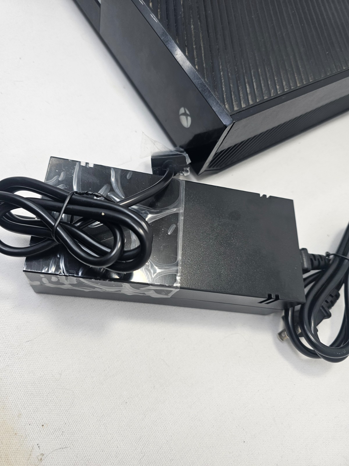Microsoft Xbox One 500GB Black Console Model 1540 with AC Power Supply Adapter