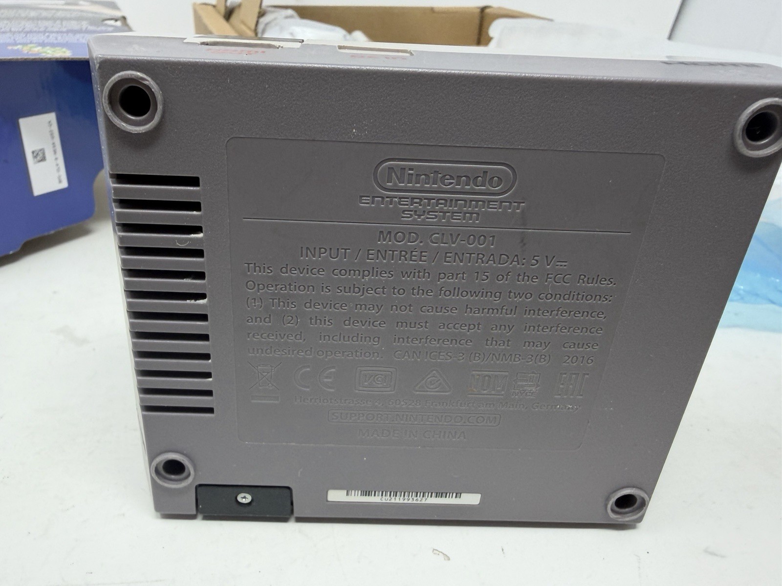 Nintendo NES Classic Edition Mini Model CLV-001 With 1 Controller Complete Works