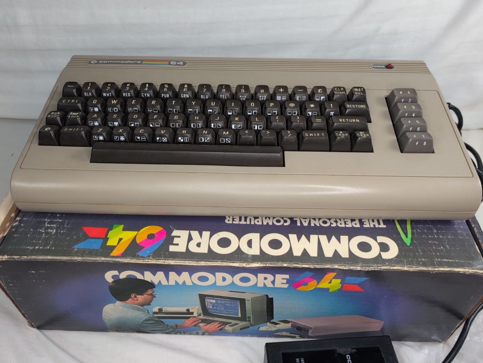 Commodore 64 Vintage Computer Untested With Box Matching Number Manual & Cords