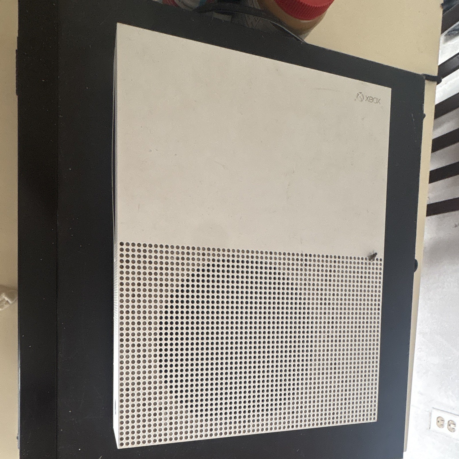 Microsoft Xbox One S 500GB White Console 4K UHD Wi‑Fi HDMI USB-A