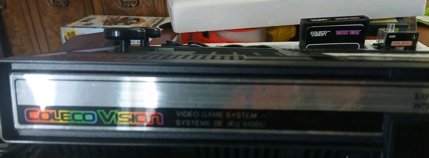 Original Authentic ColecoVision Console 1982 Looks New & Box/Console Bilingual