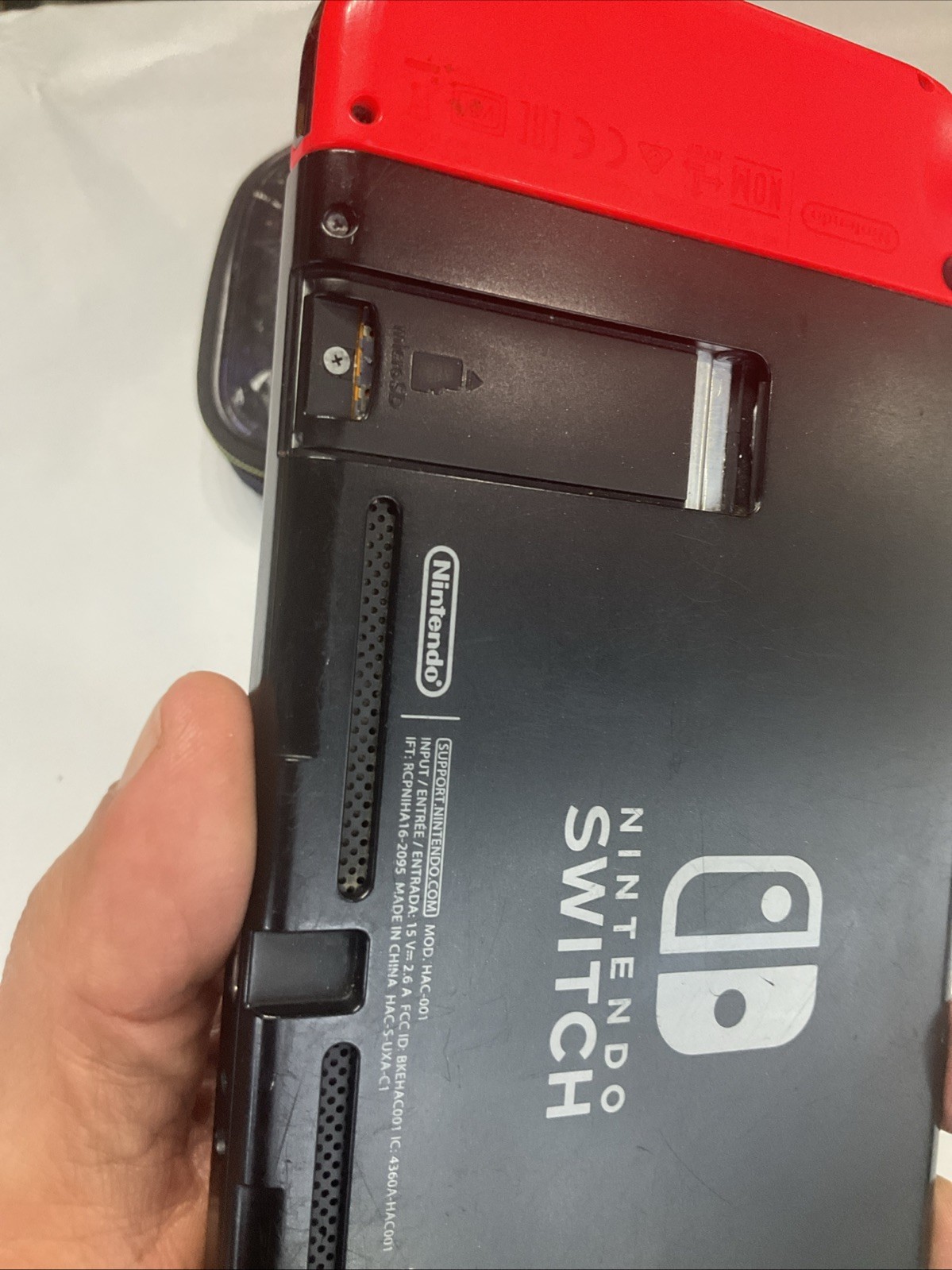 Nintendo Switch HAC 001 SYSTEM & CASE ONLY