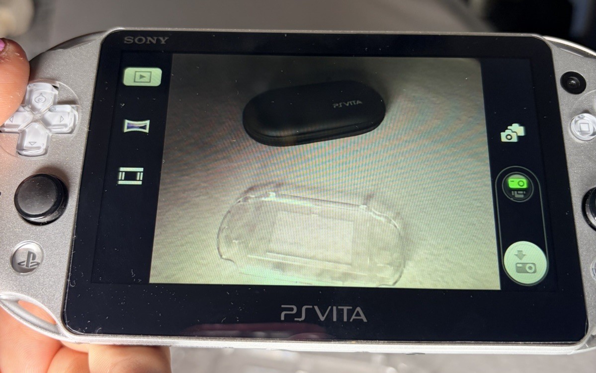 Sony PS Vita PCH-2000 Metal Slime Limited Edition Dragon Quest With Case & Card