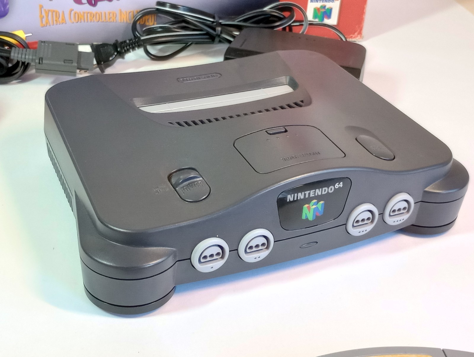 Nintendo 64 Console Bundle NUS-001 Original Box 2 Controllers 3 Games Tested