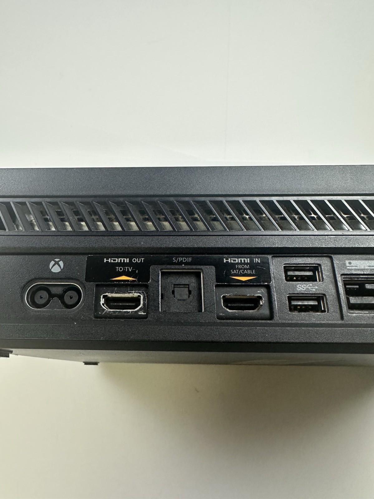 Microsoft Xbox One Console 500GB Black Model 1540 Console Only Can’t Read Discs