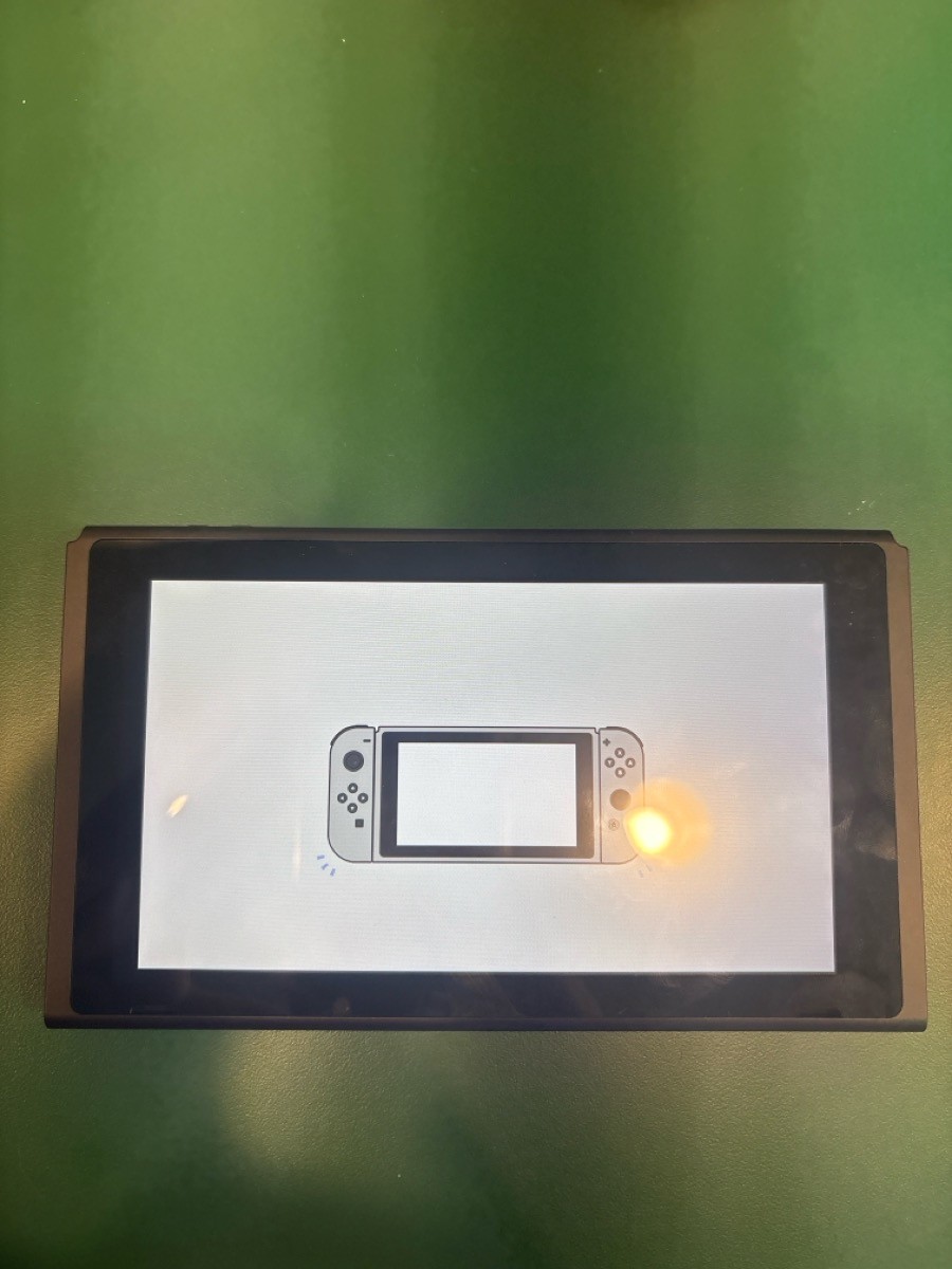NINTENDO SWITCH HAC-001 BLACK BLUE RED HANDHELD SYSTEM (E16003459)