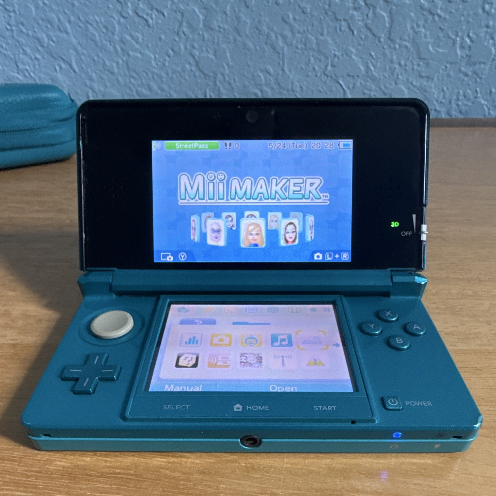 Nintendo 3DS Aqua Blue Console Bundle Charger Stylus Case CTR-001 (U.S Seller)