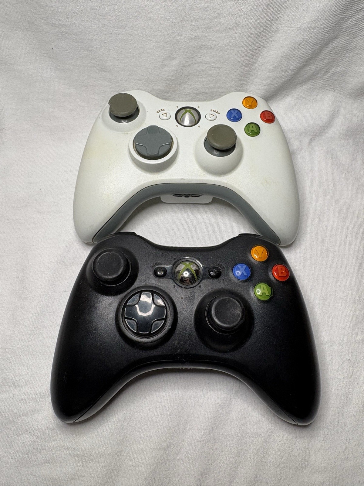 Microsoft Xbox 360 Pro 250GB White Video Game Console Gaming System Bundle