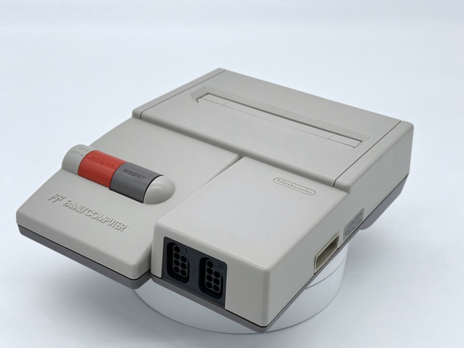 AV Famicom (HVC-101) Top Loader with Tim Worthington’s NESRGB 4.3, recap & more!