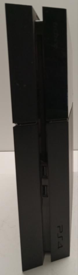 USED SONY PLAYSTATION 4 IN GOOD CONDITION AS PICTURED COMES W/CON TE (P10023482)