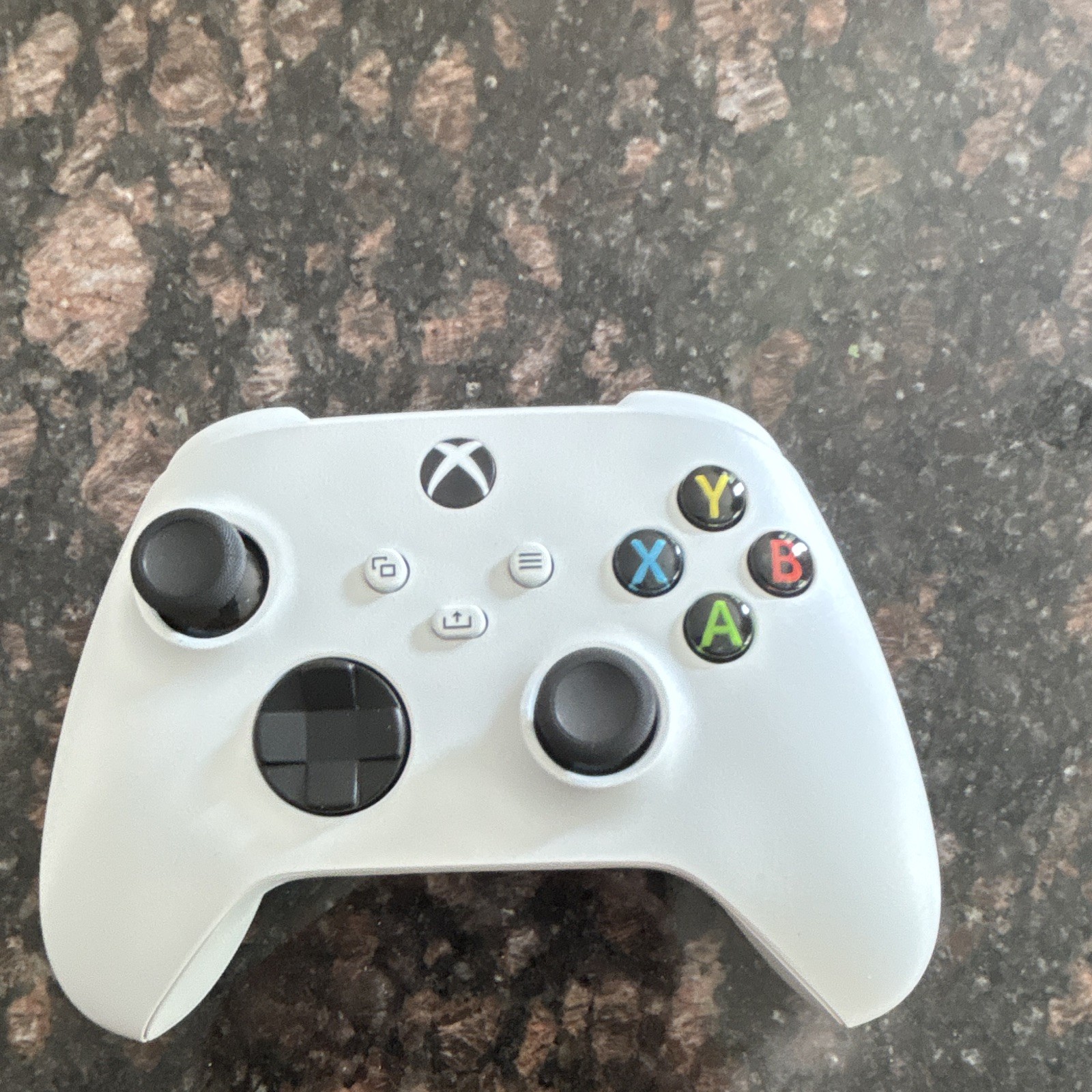 Microsoft Xbox One S 1TB White 4K UHD Wi-Fi HDMI w/ New Wireless Controller