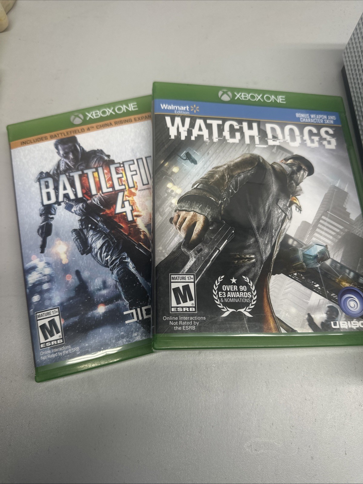 Microsoft Xbox One S 1Tb 1 Controller 2 Games Model 1681