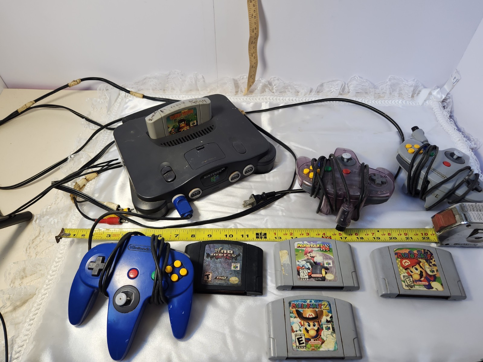 Nintendo 64 Console Bundle Three Remotes Mario Party 1,2+ Mario Kart DKR+WFNM