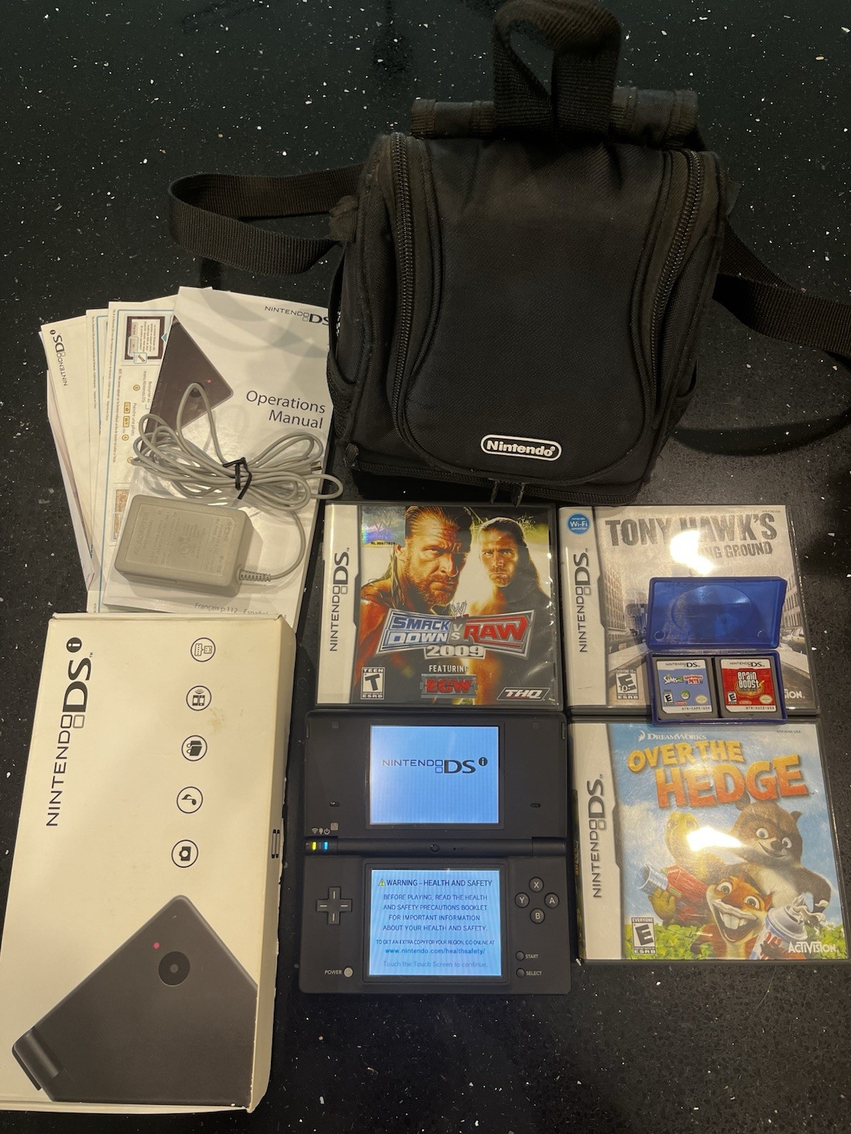 Nintendo DSi (TWL-001) 2008 Black Bundle +5 Games, Box & Nintendo Carrying Case