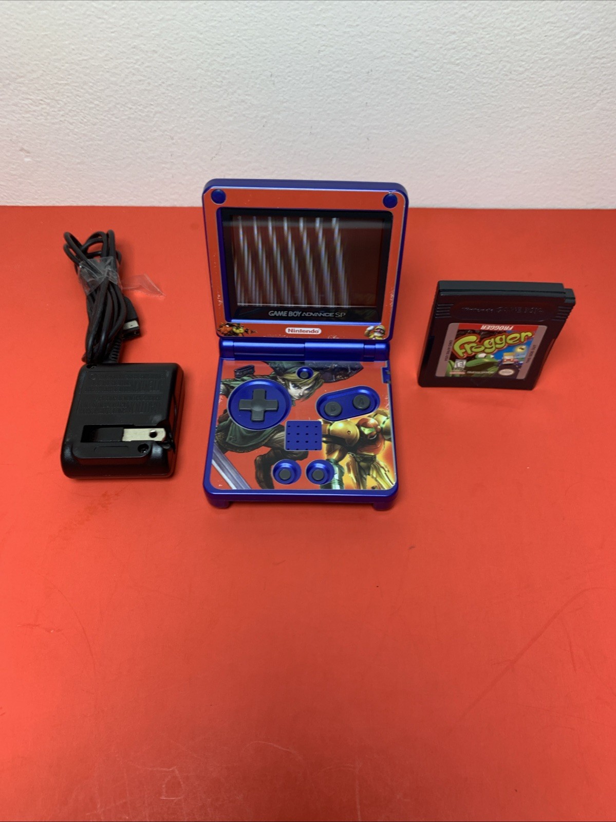 Nintendo Game Boy Advance SP AGS-001 2002 with Frogger Game & Charger