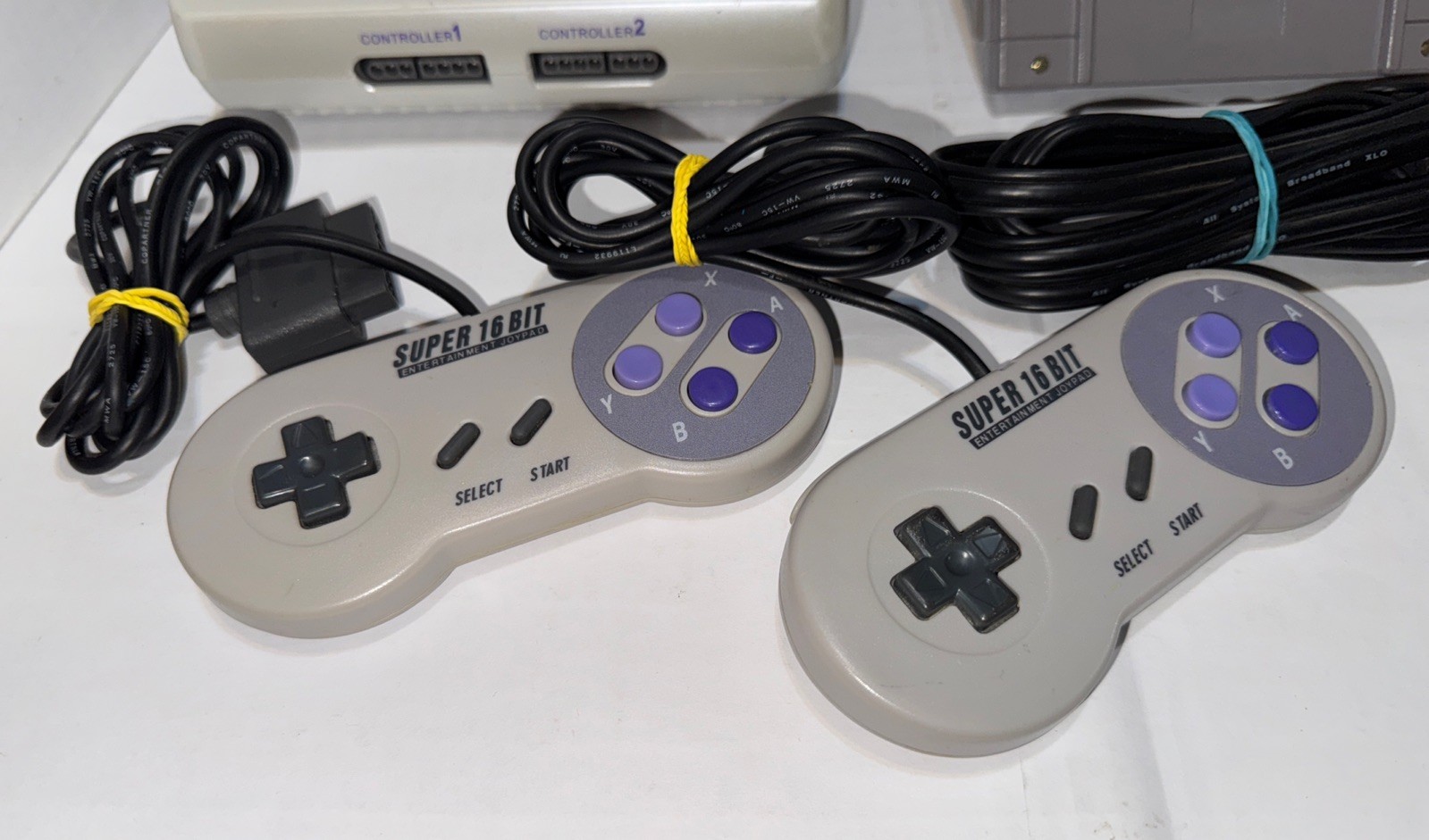 Yobo FC Twin SNES Console 2 Player Bundle w/ 14 Genuine Nintendo Games Plug Play