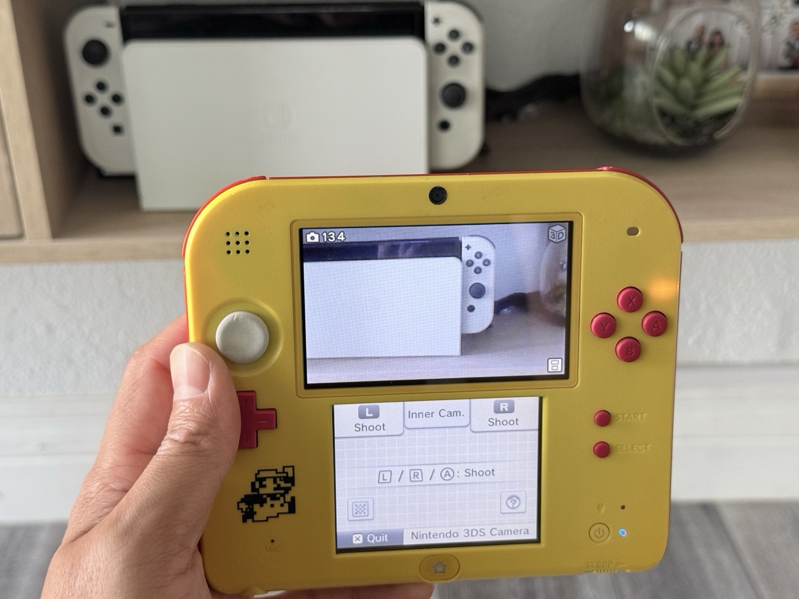 Nintendo 2DS Super Mario Maker Edition 2Gb sd Yellow/Red Wi-Fi Charger And Game