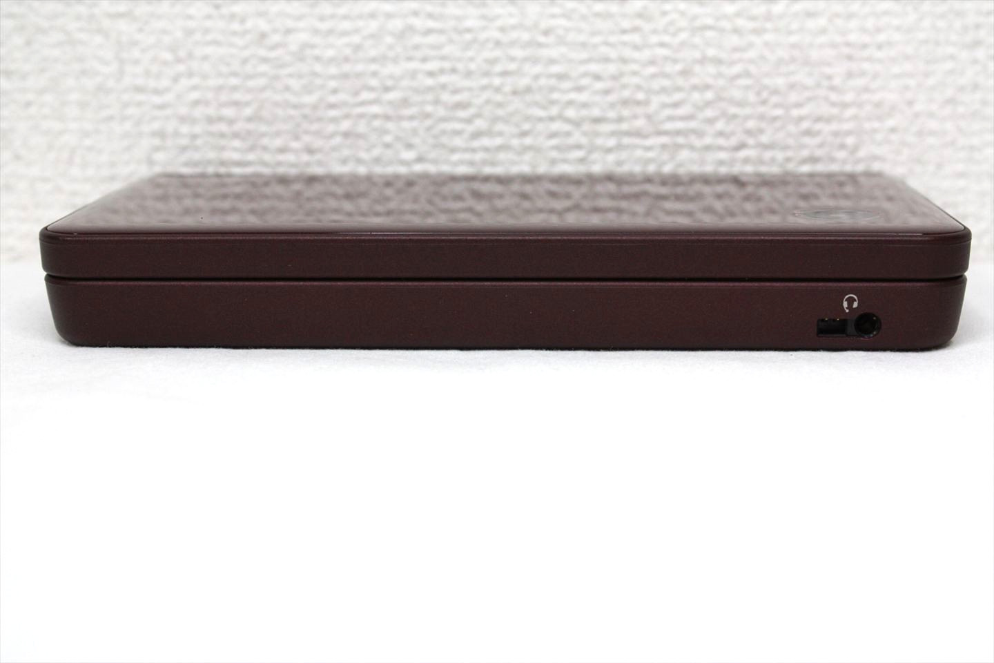 Nintendo DSi LL Console Wine Red UTL-001 Japanese version/ Tested w/case #450