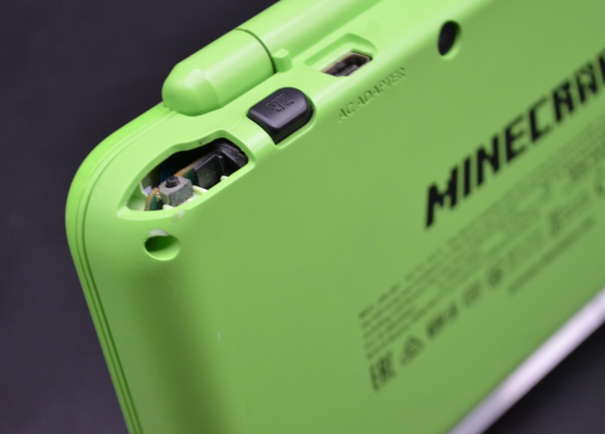 [REGION FREE] New Nintendo 2DS XL Minecraft Creeper Edition console 003