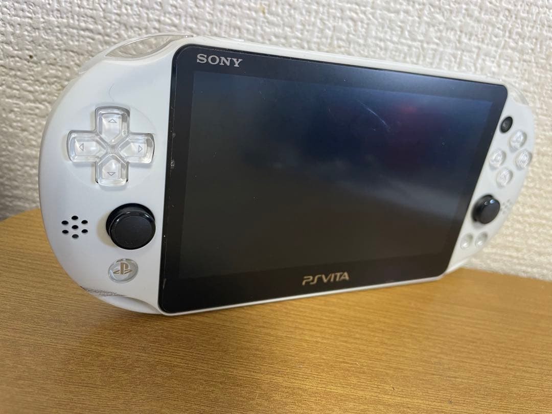 Sony PS Vita PCH-2000 White Console Tested Working Charger Included Region Free