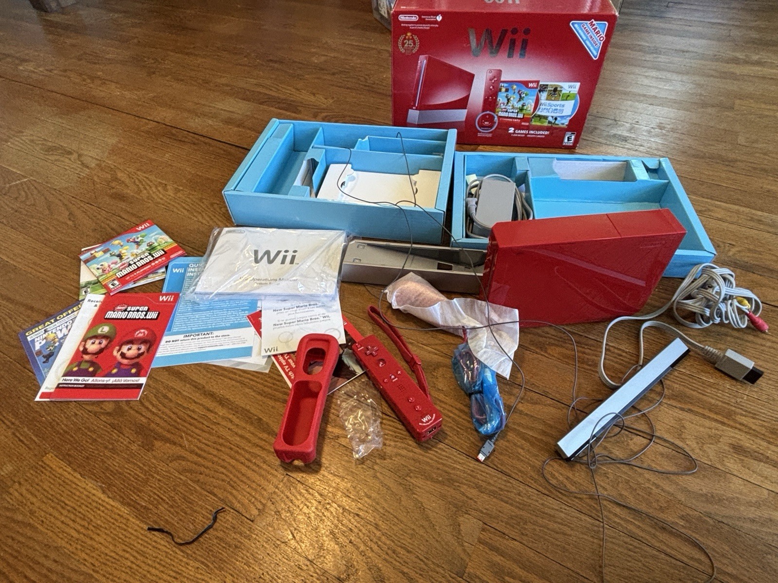 Nintendo Wii Limited Edition Red Console NEW Super Mario Bros 25 Anniversary CIB