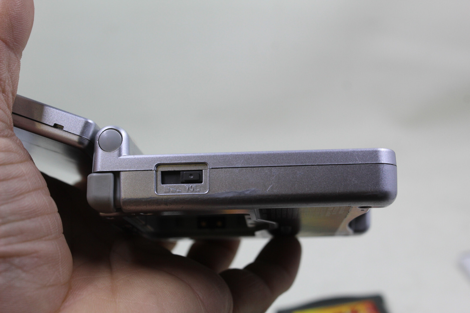 Nintendo Game Boy Advance SP Handheld System AGS-001 – Silver 2 Games no charger