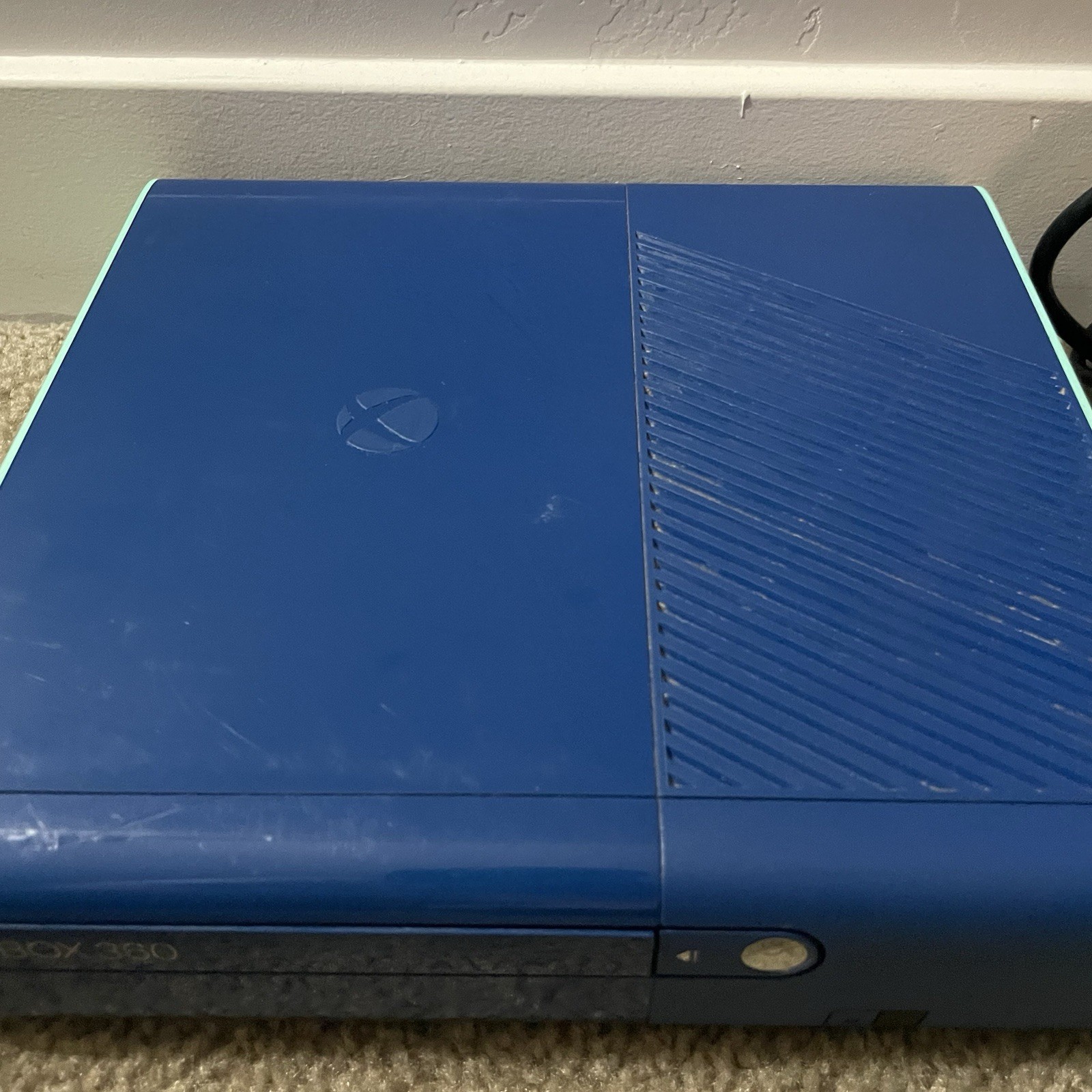 Xbox 360 E Console 250GB Blue Call Of Duty Edition (Xbox 360)