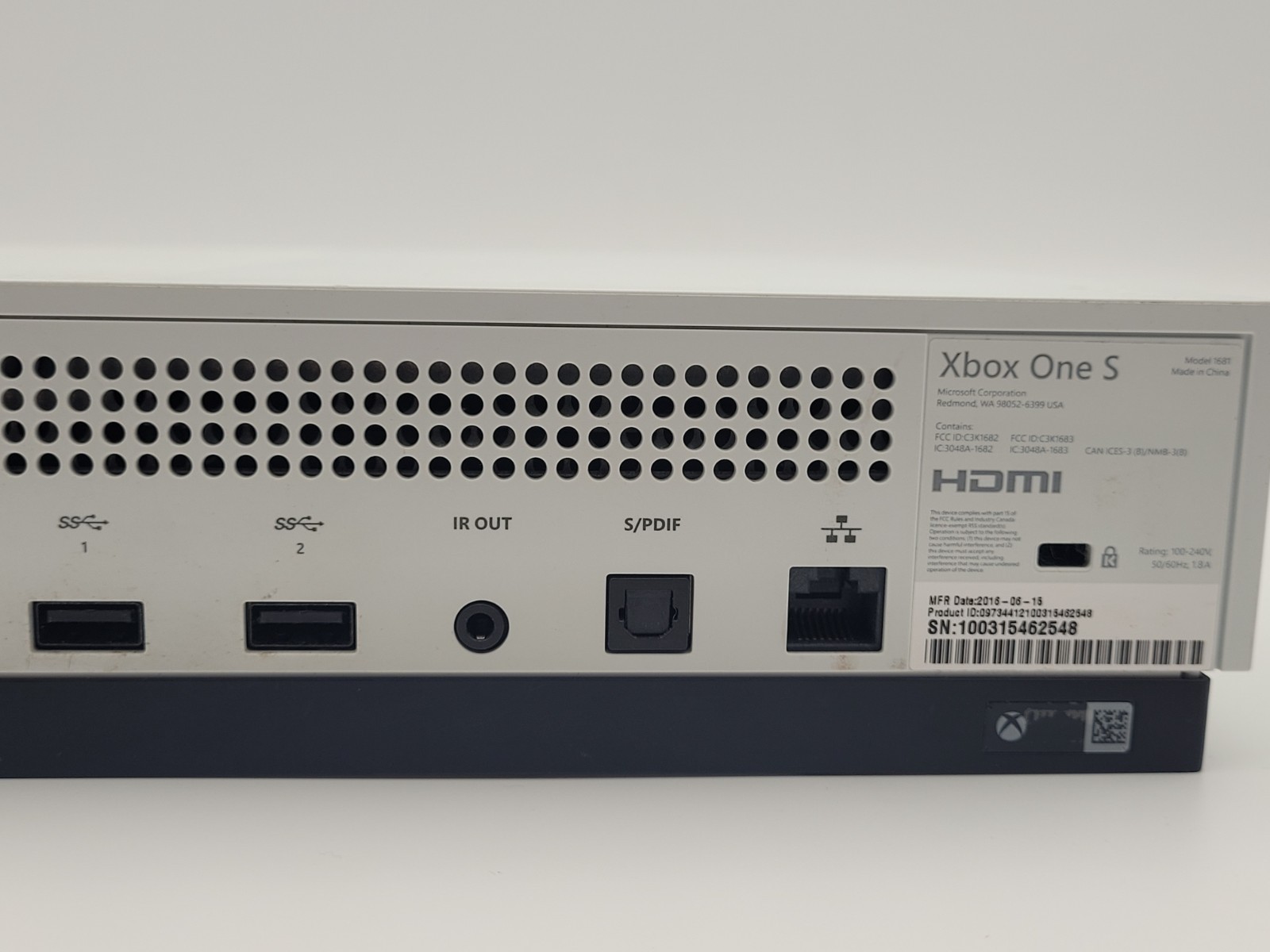 Microsoft Xbox One S 2TB White Video Game Console Model 1681 w/ Cables TESTED