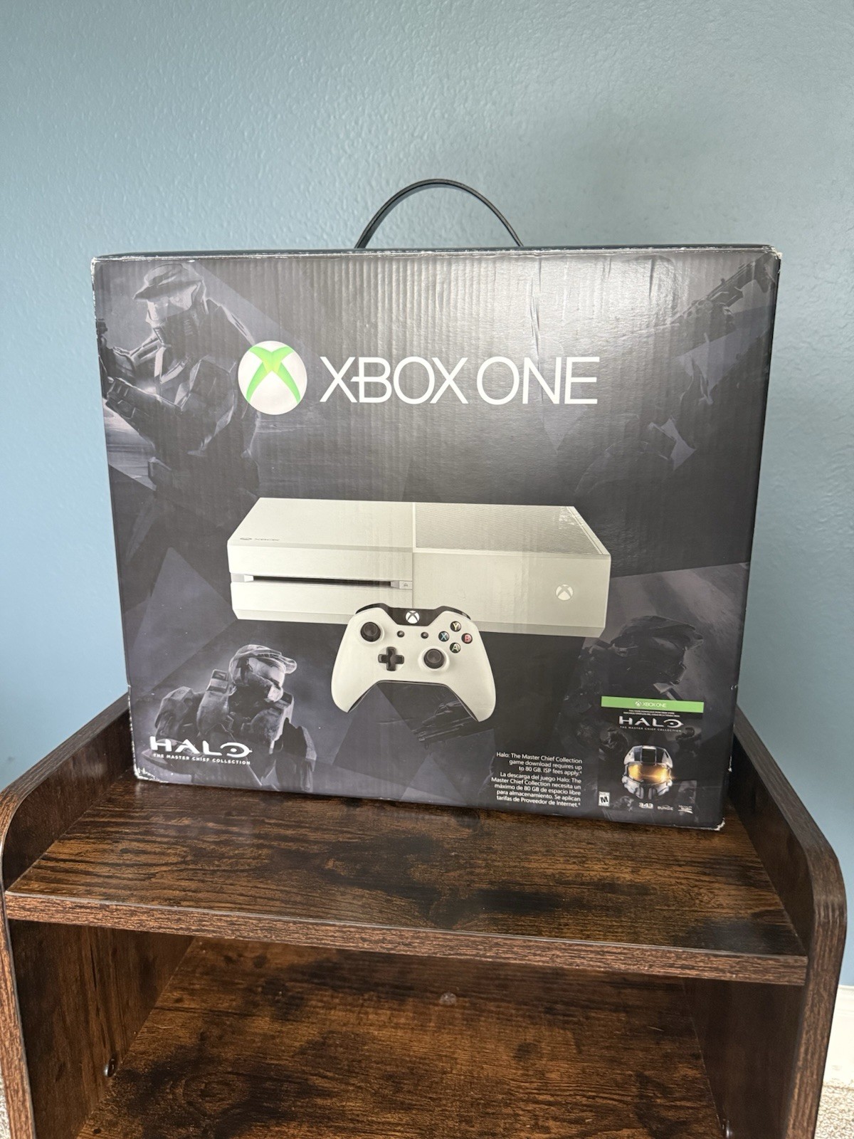 Selling My Xbox One Halo Edition In Great Condition.