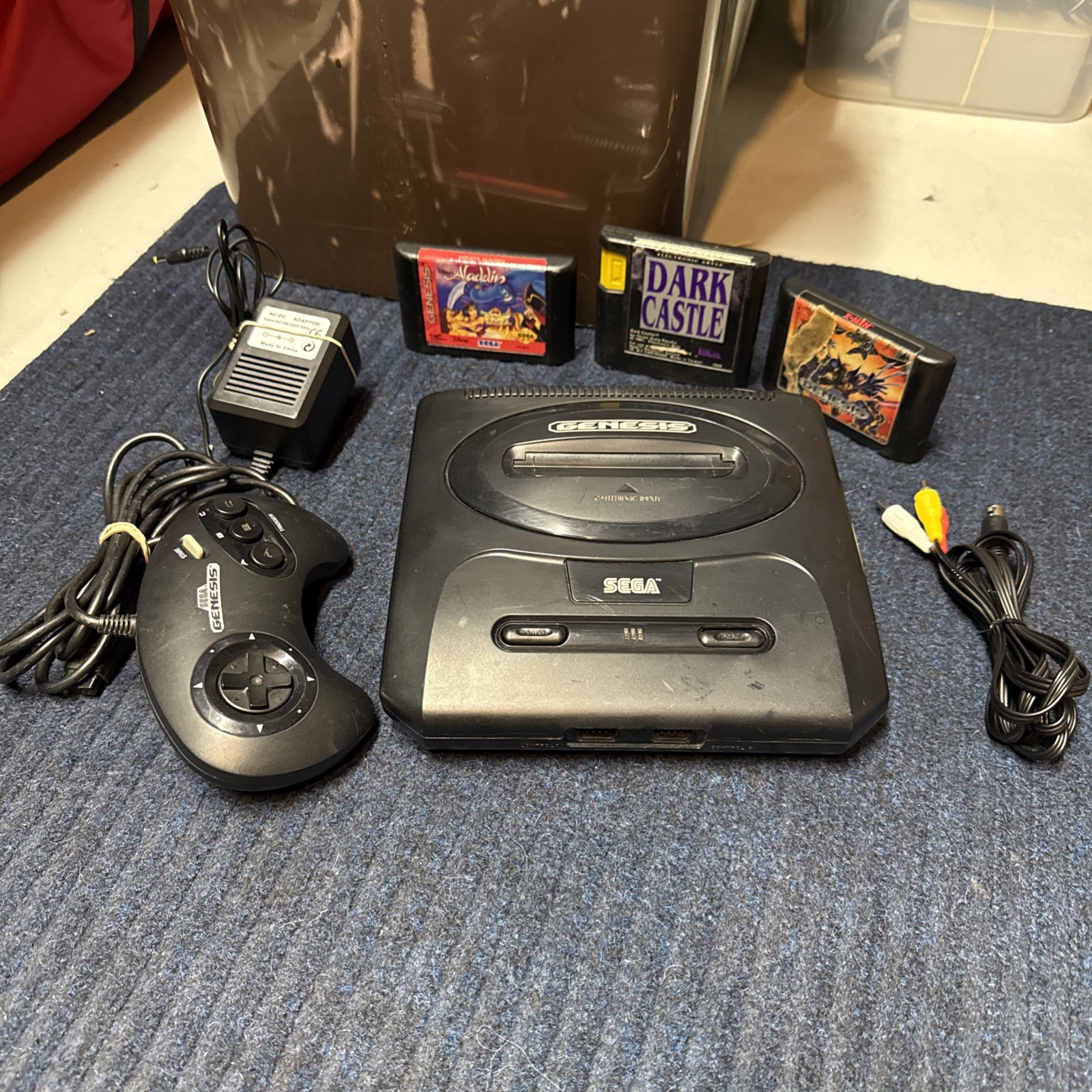 Sega Genesis Model 2 MK1631 Console Bundle w Controller & Cords Tested Works